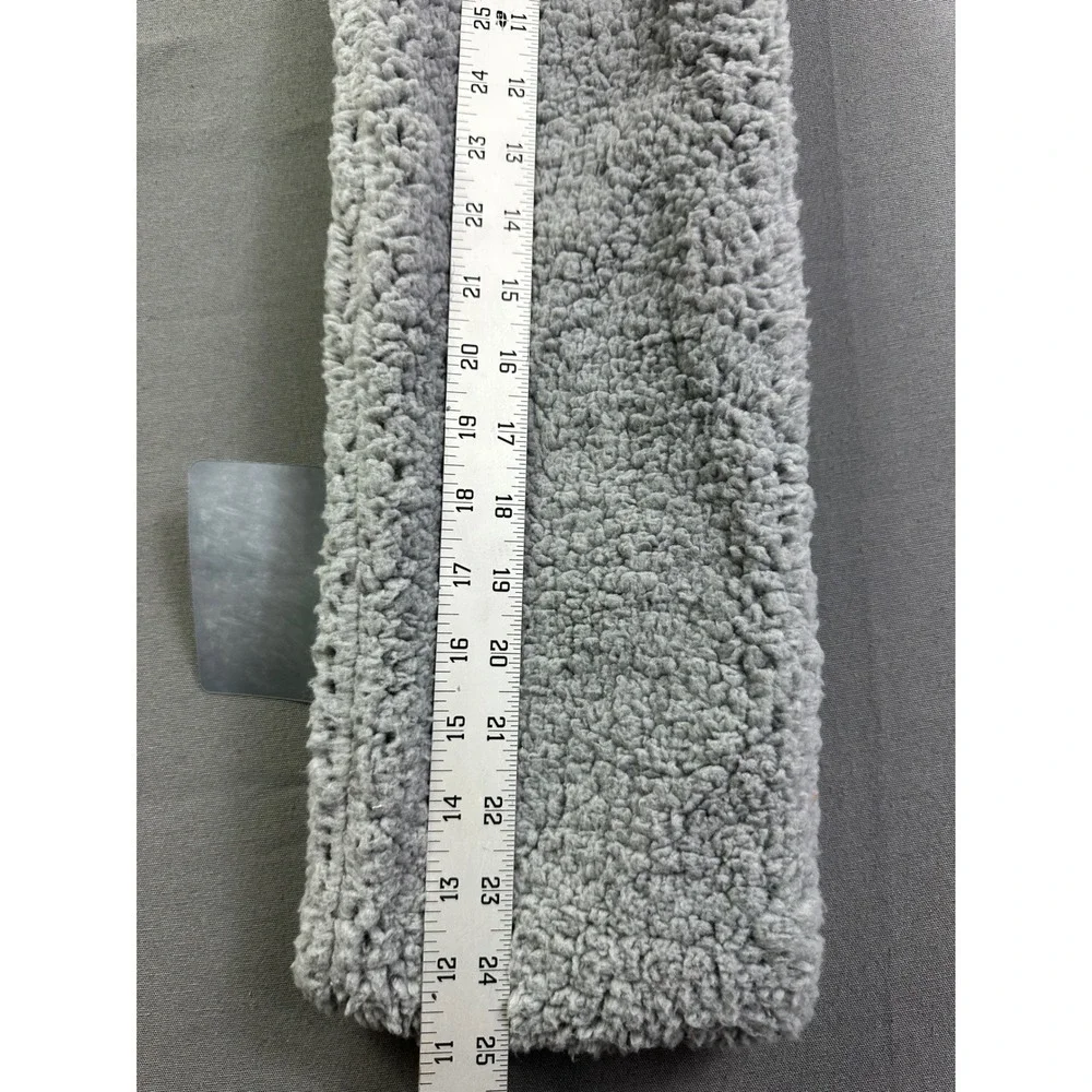 Sprigs Sherpa Scarf with Zipper‎ Pocket Light Gray 52x6.25 One Size 572006GY